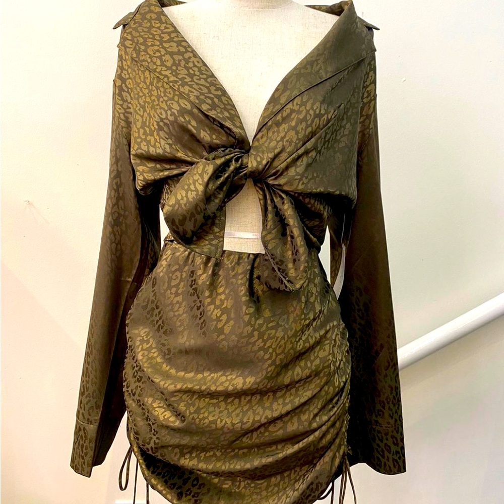 Satin 2 piece skirt Set